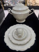 سرویس غذا خوری ۱۲نفره ۱۰۵پارچه چینی پردیس مدل دارسی - تصویر 2